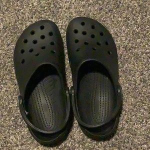 Black crocs